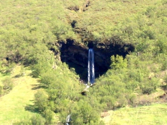 Coeur nature dans un paysage d'Islande