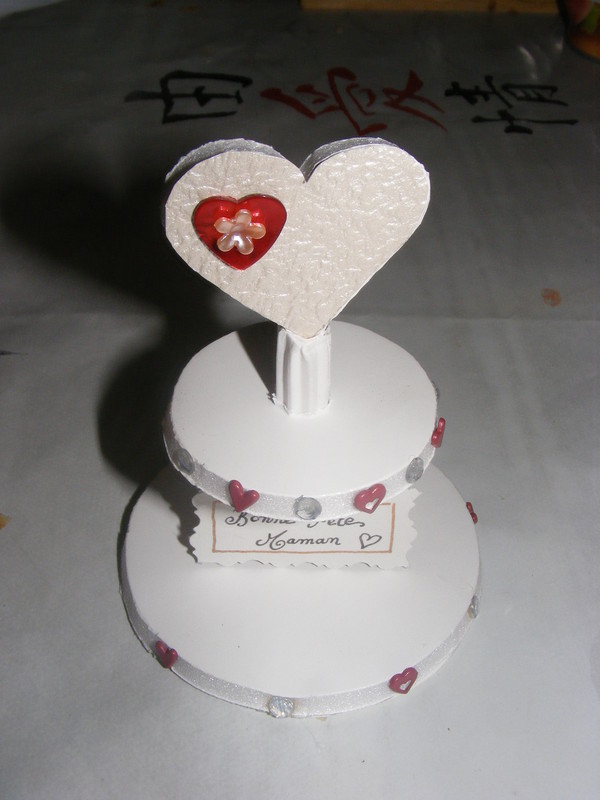 Mini Socle avec coeur pour petits cadeaux