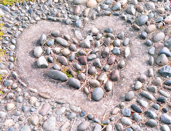 image d'un joli coeur en pierres