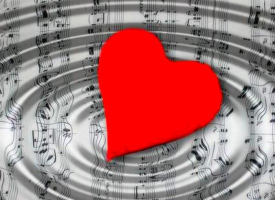 coeur rouge avec notes de musique