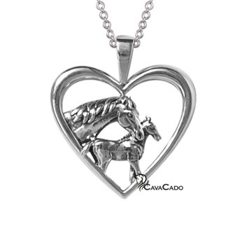 pendentif avec cheval et son poulain dans un coeur